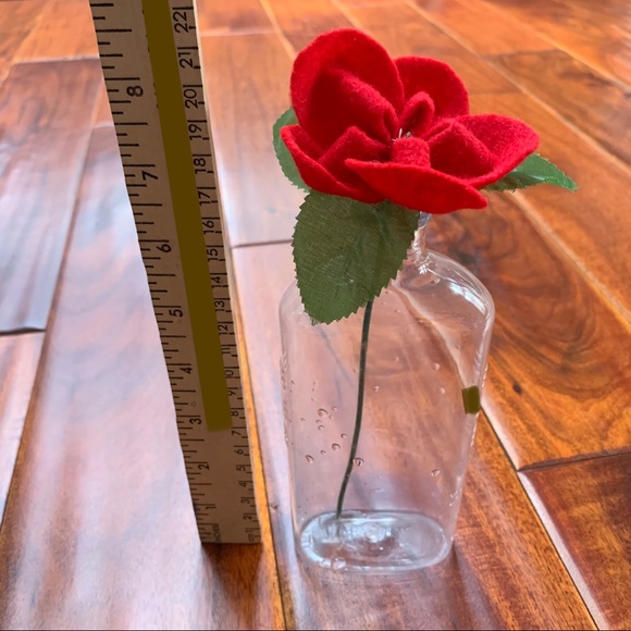 Red Felt Flower and Clear Plastic Vase - Picture 8 of 9
